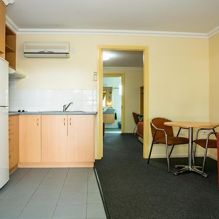 Motel Carnarvon Roma Dış mekan fotoğraf